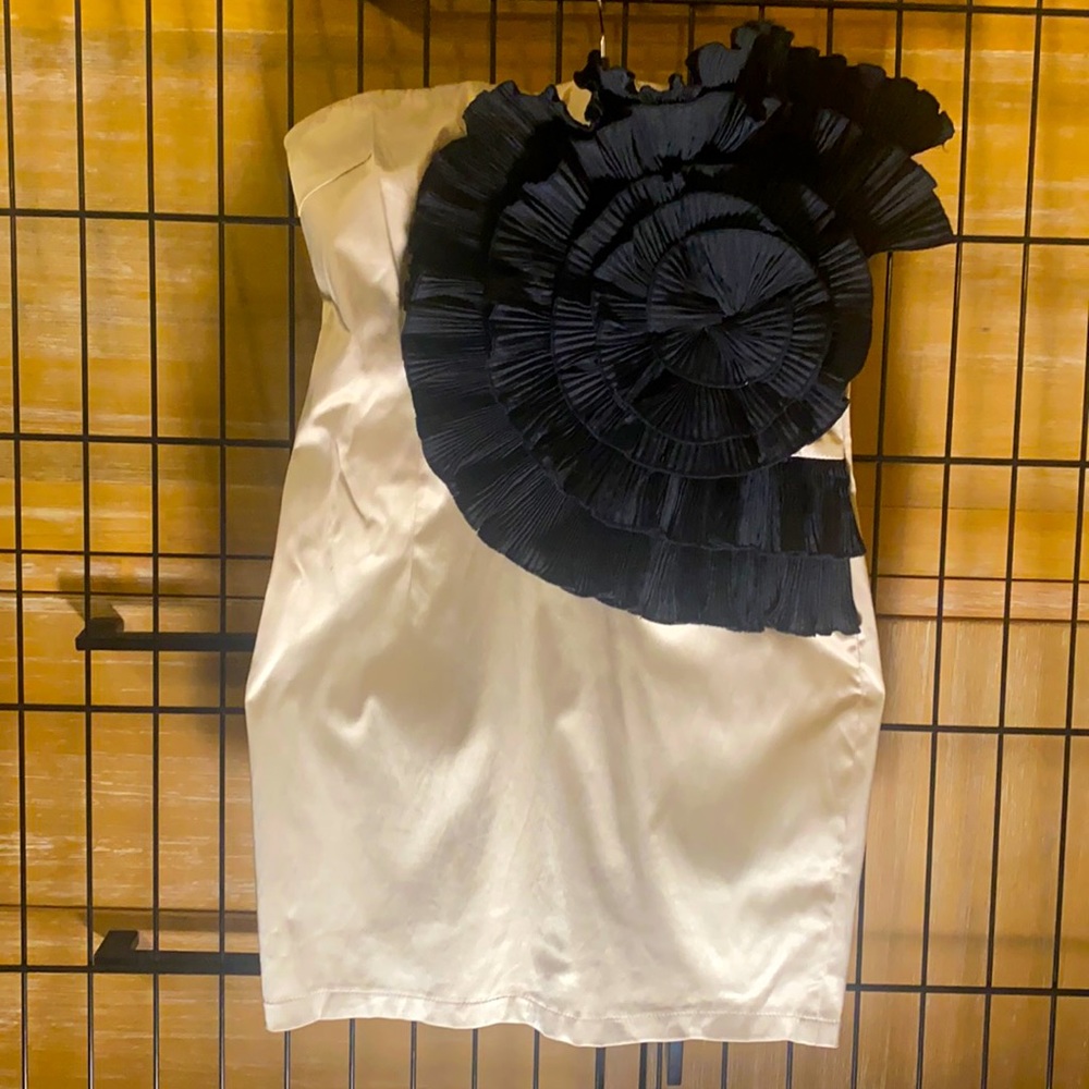 Blaque Label Blush Satin Strapless Cocktail Dress w/Stunning Floral Appliqué
